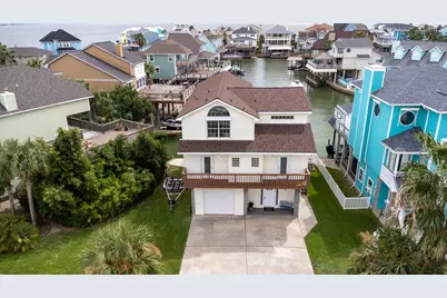 915 Tiki Drive, Tiki Island, TX 77554 - Photo 2