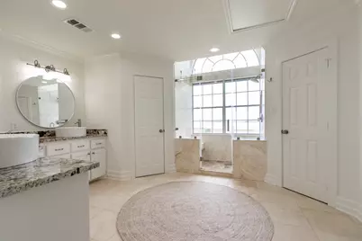 915 Tiki Drive, Tiki Island, TX 77554 - Photo 16