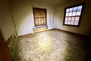 11018 Evangeline Dr, Houston, TX 77013 - Photo 8