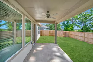 10346 Navarro Path, Montgomery, TX 77316 - Photo 18
