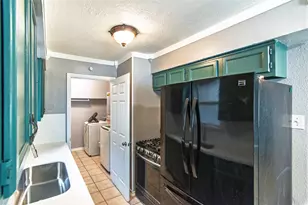 12906 Southspring Dr, Houston, TX 77047 - Photo 8