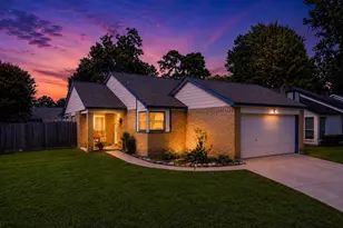 6927 Foxmont Ln, Humble, TX 77338 - Photo 2