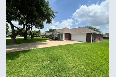 2902 Turtle Creek Drive Drive, Wharton, TX 77488 - Photo 4