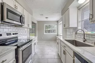 23110 Pennsgrove Rd, Spring, TX 77373 - Photo 2