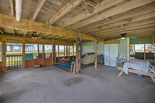 510 Flamingo Dr, Smith Point, TX 77514 - Photo 34