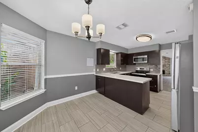 2963 Shadow Trail Drive, Houston, TX 77082 - Photo 16