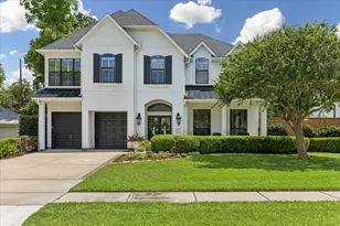 5413 Evergreen St, Bellaire, TX 77401 - Photo 1