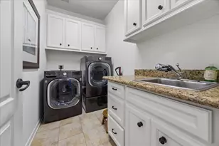 5413 Evergreen St, Bellaire, TX 77401 - Photo 38