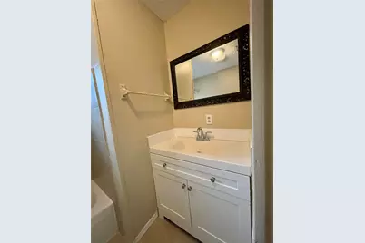 222 S Avenue G, Freeport, TX 77541 - Photo 14