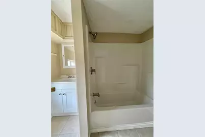 222 S Avenue G, Freeport, TX 77541 - Photo 10