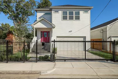 1211 E 32nd Street, Houston, TX 77022 - Photo 1