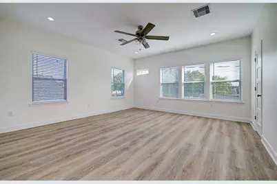1211 E 32nd Street, Houston, TX 77022 - Photo 18