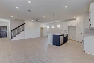 1131 Santee Ct, Rosharon, TX 77583 - Photo 8