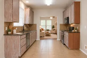 1908 Rodgers Ln, Aubrey, TX 76227 - Photo 4