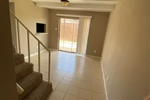 1519 S 8th St, La Porte, TX 77571 - Photo 12