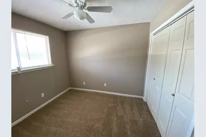 1519 S 8th Street, La Porte, TX 77571 - Photo 12