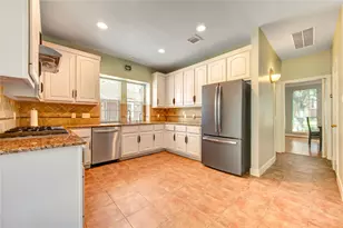 5007 Rebel Ridge Dr, Sugar Land, TX 77478 - Photo 12