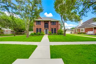 5007 Rebel Ridge Dr, Sugar Land, TX 77478 - Photo 1