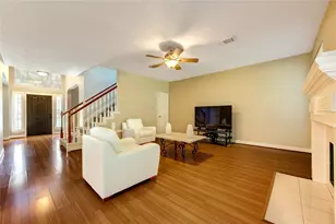 5007 Rebel Ridge Dr, Sugar Land, TX 77478 - Photo 10