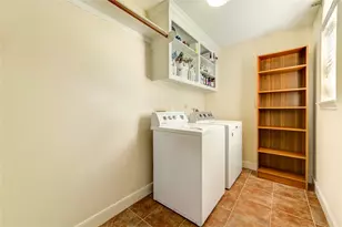 5007 Rebel Ridge Dr, Sugar Land, TX 77478 - Photo 16