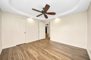 8925 Homewood Ln, Houston, TX 77078 - Photo 20