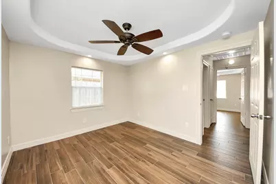 8925 Homewood Lane, Houston, TX 77078 - Photo 24