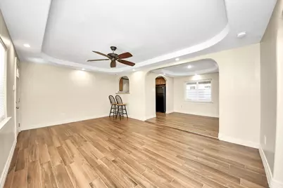 8925 Homewood Lane, Houston, TX 77078 - Photo 4