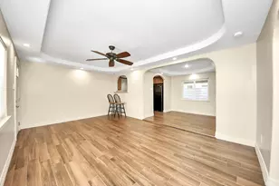 8925 Homewood Ln, Houston, TX 77078 - Photo 4