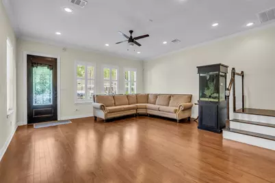 1423 Colorado Street, Houston, TX 77007 - Photo 4