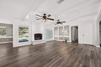 919 Longview Drive, Sugar Land, TX 77478 - Photo 10
