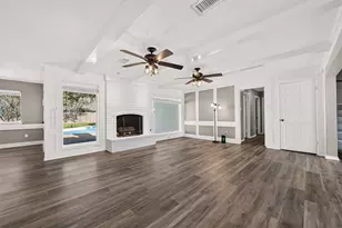 919 Longview Dr, Sugar Land, TX 77478 - Photo 10