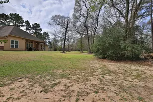 1547 Ruby Drive, Willis, TX 77378 - Photo 40