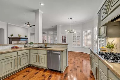 26 Dove Trace Circle, The Woodlands, TX 77382 - Photo 22