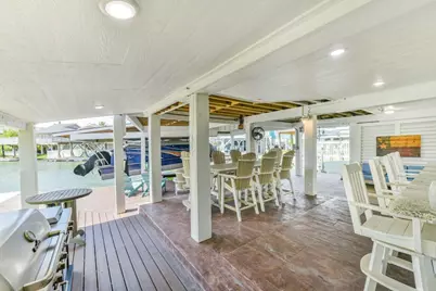 4319 Spanish Main, Jamaica Beach, TX 77554 - Photo 12
