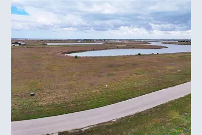 42 Redfish Retreat Drive, Port Lavaca, TX 77979 - Photo 2