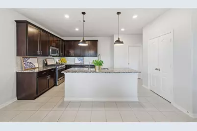 302 Bordeaux Court, Alvin, TX 77511 - Photo 8