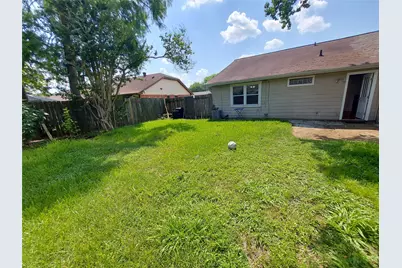 3807 Quiet Place Drive, Houston, TX 77082 - Photo 44