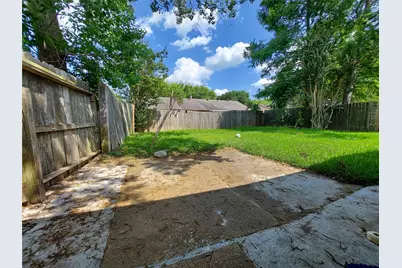 3807 Quiet Place Drive, Houston, TX 77082 - Photo 42
