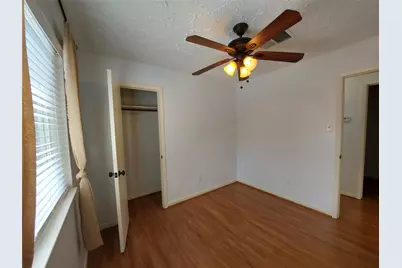 3807 Quiet Place Drive, Houston, TX 77082 - Photo 18