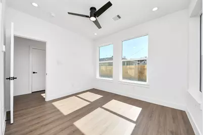 5512 Hardy Street, Houston, TX 77009 - Photo 4