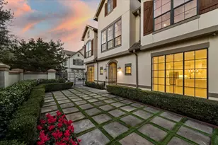 2217 Nantucket Dr, Houston, TX 77057 - Photo 2