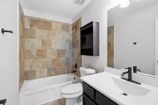 7 Maple Mill Ct, Conroe, TX 77301 - Photo 14