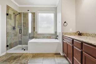 7 Maple Mill Ct, Conroe, TX 77301 - Photo 10