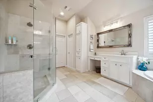 3307B W Lamar St, Houston, TX 77019 - Photo 28