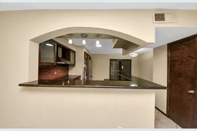 7655 Bellerive Drive #3, Houston, TX 77036 - Photo 12