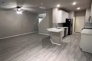 114 N Camellia Grove Cir, The Woodlands, TX 77382 - Photo 4