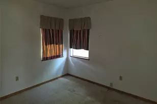 20511 Lk Frst Dr E, Guy, TX 77444 - Photo 10
