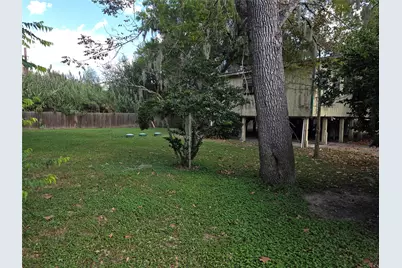20511 Lake Forest Drive E, Guy, TX 77444 - Photo 2