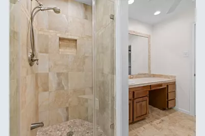 1375 Bullock Lane, Houston, TX 77055 - Photo 24