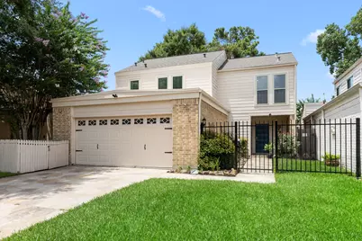 1375 Bullock Lane, Houston, TX 77055 - Photo 1